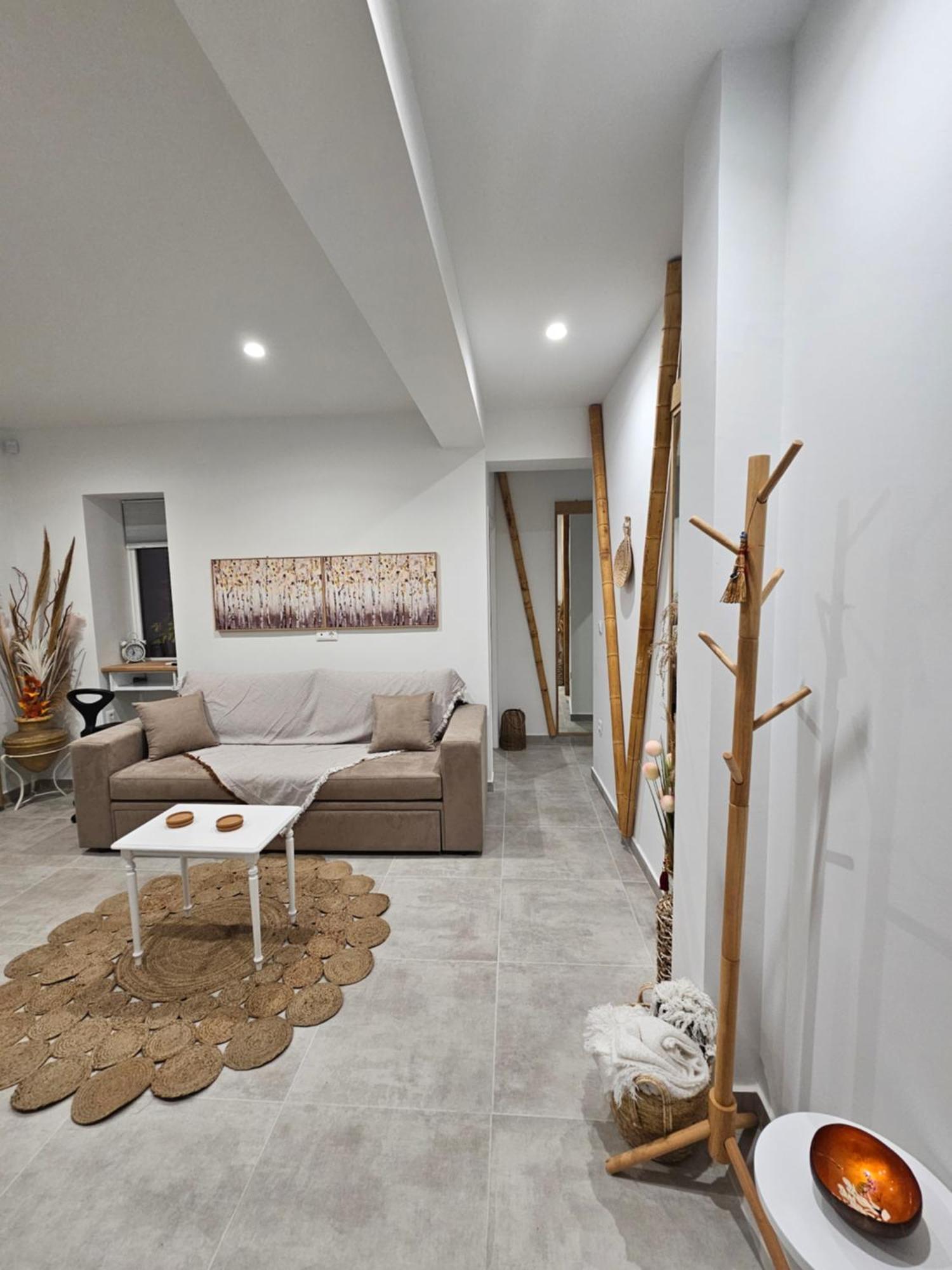 Bamboo Apartment Marousi Center เอเธนส์ ภายนอก รูปภาพ