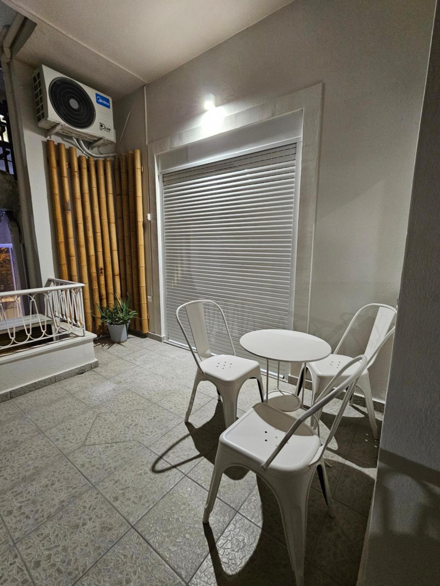 Bamboo Apartment Marousi Center เอเธนส์ ภายนอก รูปภาพ