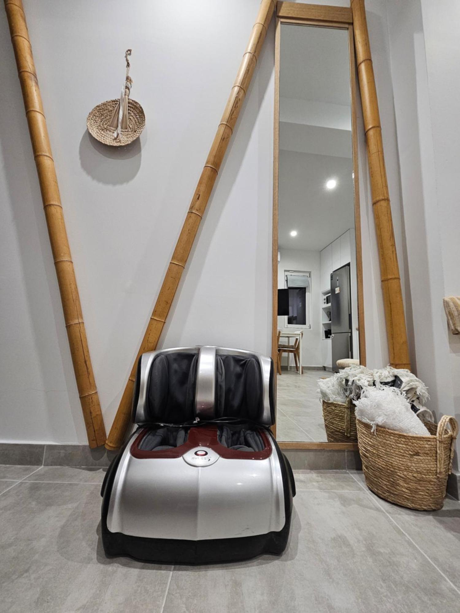 Bamboo Apartment Marousi Center เอเธนส์ ภายนอก รูปภาพ